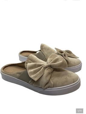 KAANAS Tan Mules Slip On Bows Neutral Suede Size 7